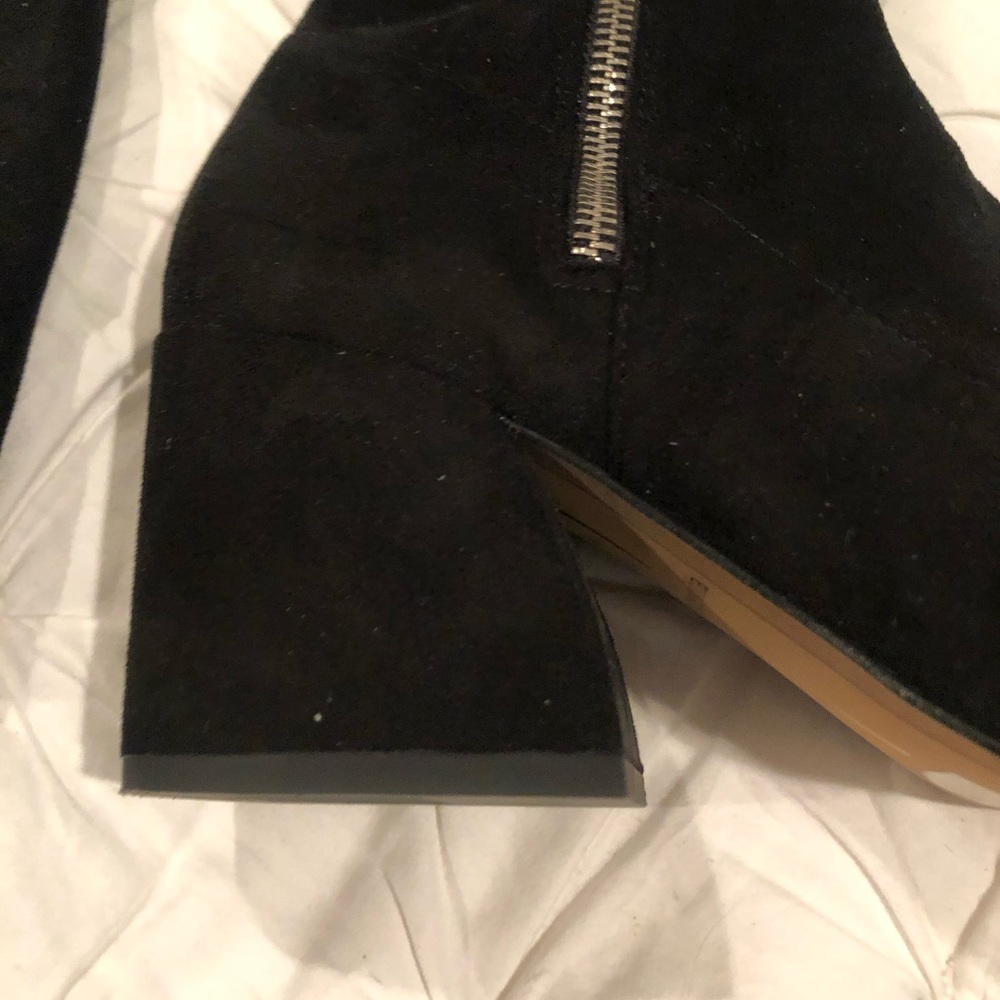 Dolce Vita Stella NWT OTK Suede Boots (7) - Picture 8 of 8